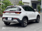 Kia Sonet 1.5AT Deluxe 2023 Kia Sonet 1.5AT Deluxe 2023