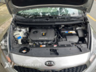Kia Rondo 2.0 MT 2016 Kia Rondo 2.0 MT 2016