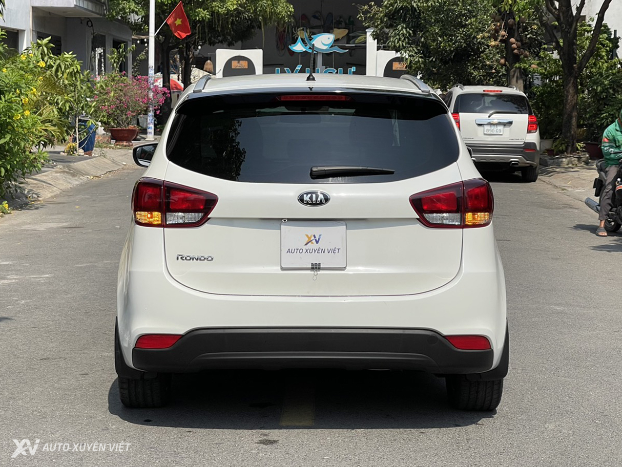 Bán Kia Rondo 2.0MT 2018 Siêu Lướt 2.400km
