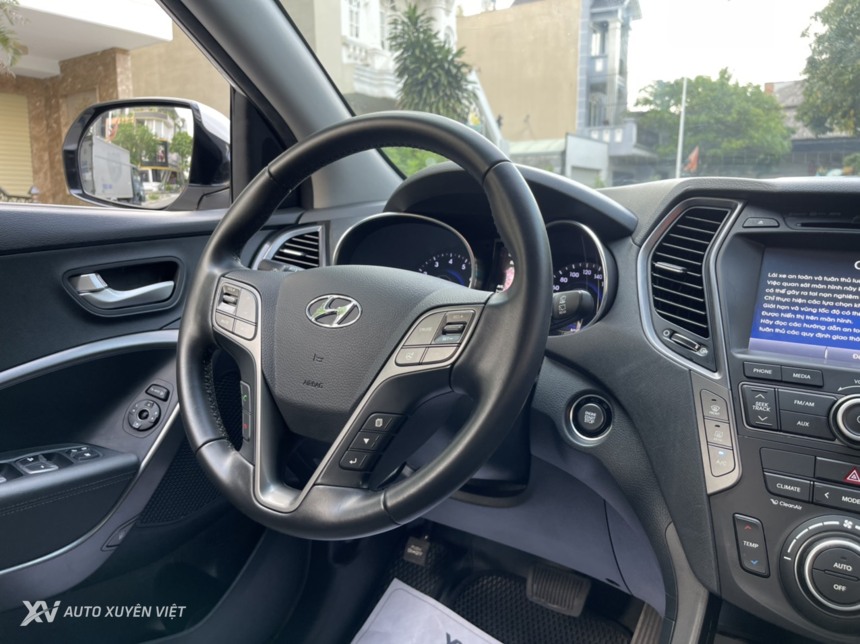 Hyundai Santafe 2.4AT Xăng 2015 Hyundai Santafe 2.4AT Xăng 2015
