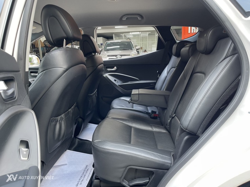 Hyundai Santafe 2.4AT Xăng 2015 Hyundai Santafe 2.4AT Xăng 2015