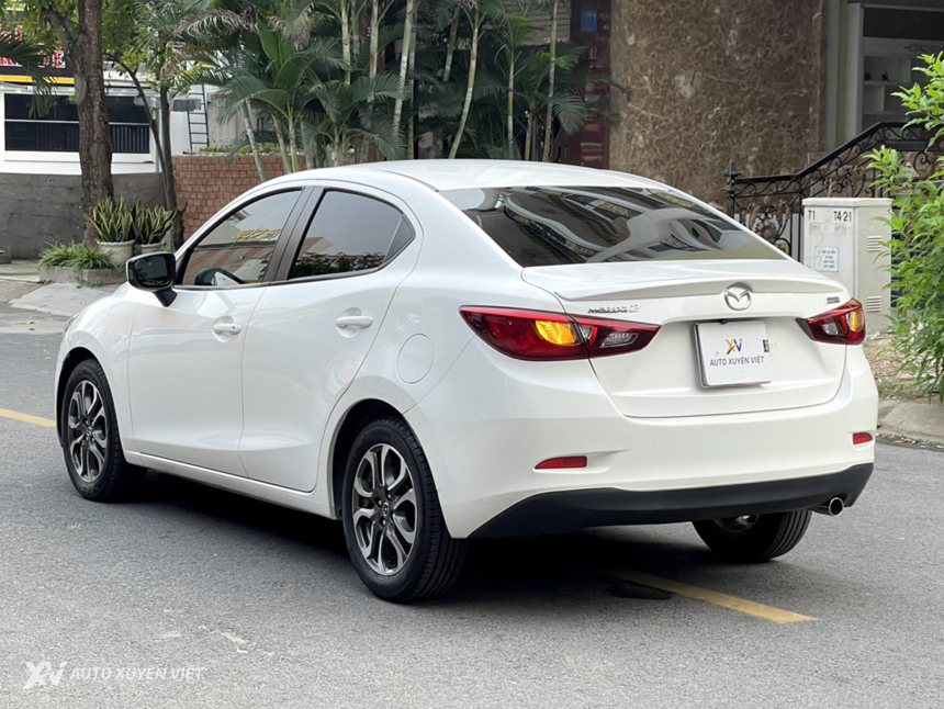 Mazda 2 Sedan 1.5AT 2016