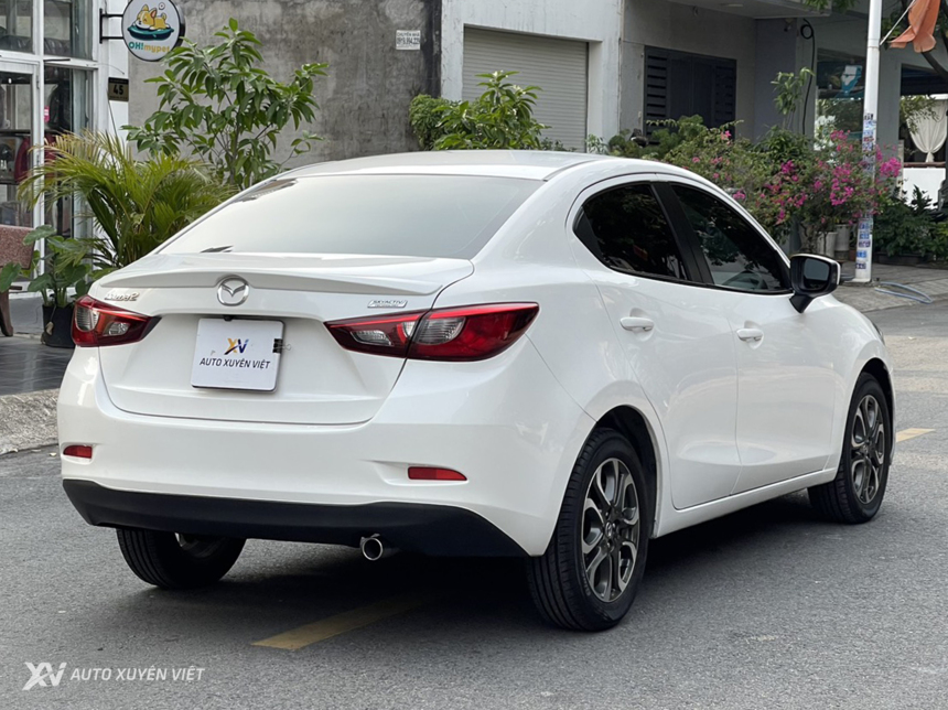 Mazda 2 Sedan 1.5AT 2016