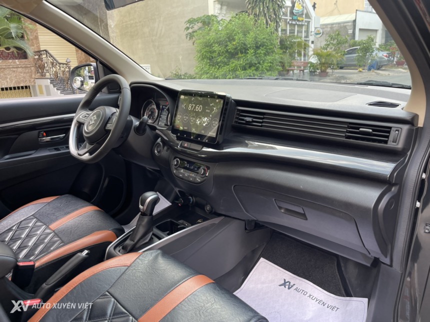 Suzuki XL7 1.5AT 2022