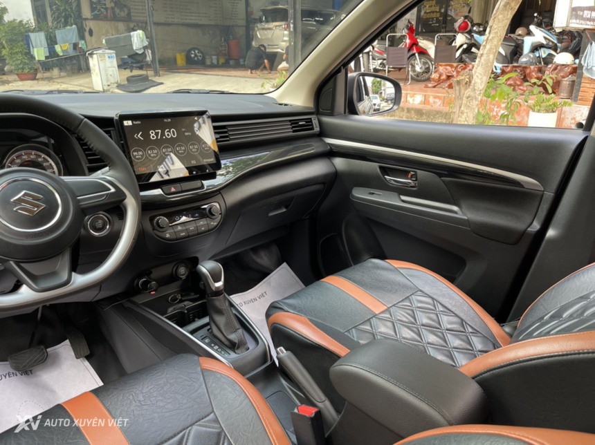 Suzuki XL7 1.5AT 2022