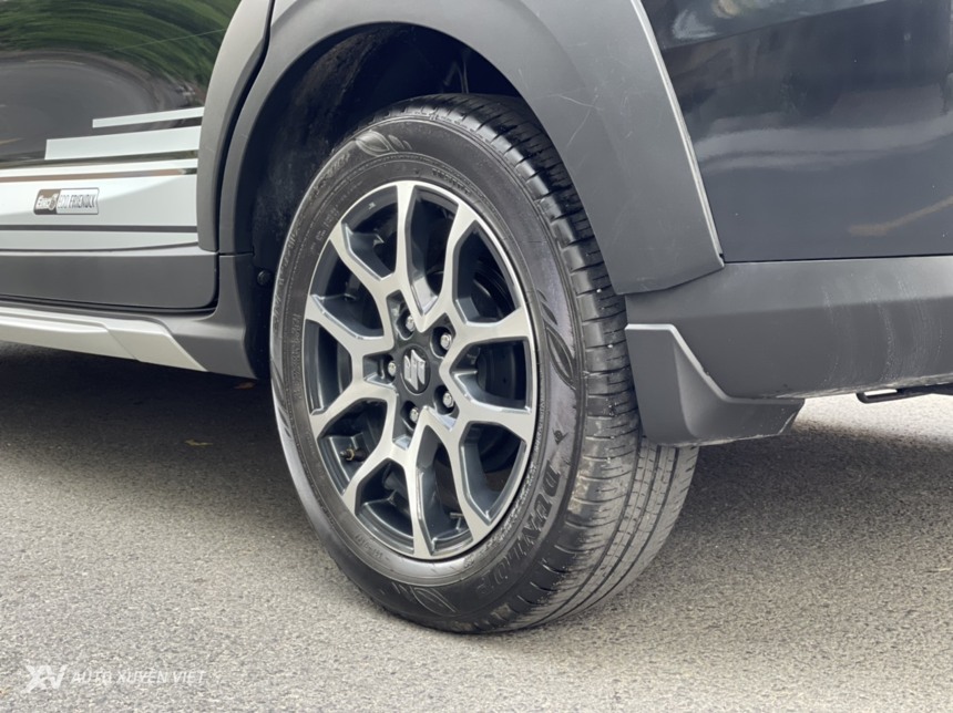 Suzuki XL7 1.5AT 2022