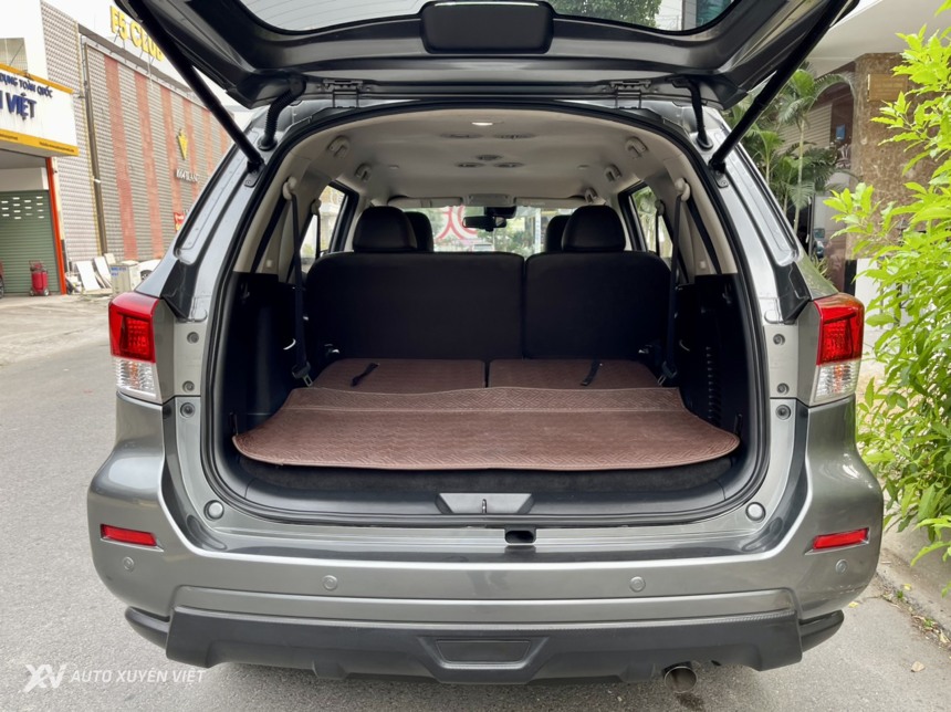 Nissan Terra V 2.5L 4x4AT 2019 Nissan Terra V 2.5L 4x4AT 2019