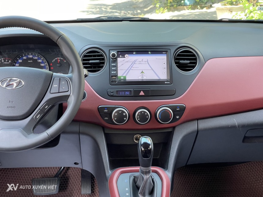 Hyundai i10 Sedan 1.2AT 2017