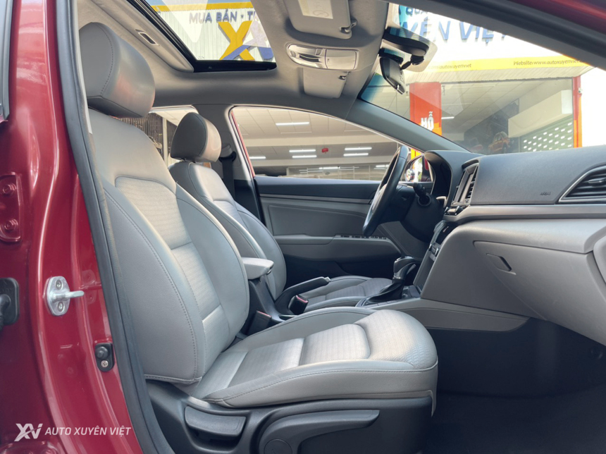 Hyundai Elantra 2.0AT 2017 Hyundai Elantra 2.0AT 2017