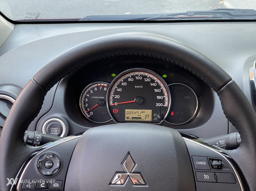 Mitsubishi Attrage 1.2CVT Premium 2021