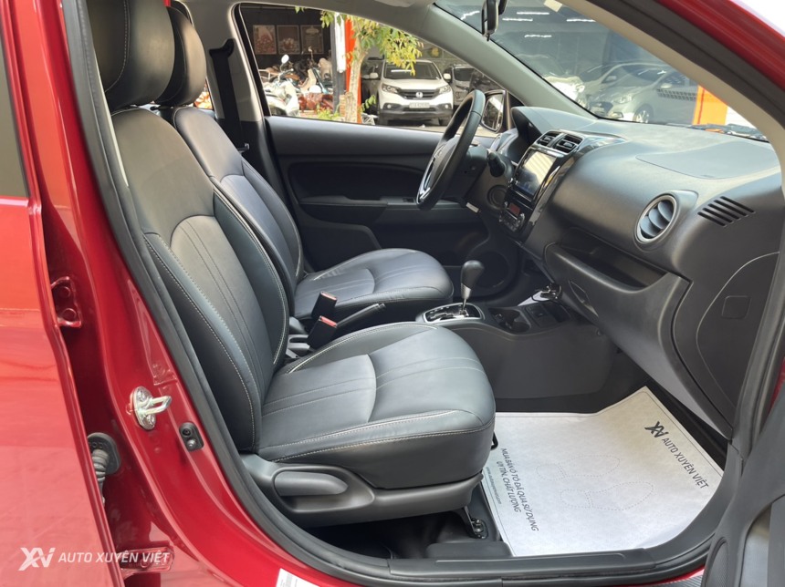 Mitsubishi Attrage 1.2CVT Premium 2021