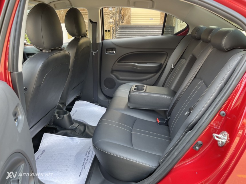 Mitsubishi Attrage 1.2CVT Premium 2021