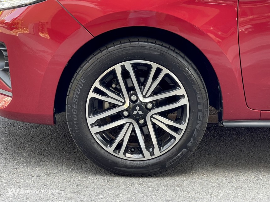 Mitsubishi Attrage 1.2CVT Premium 2021