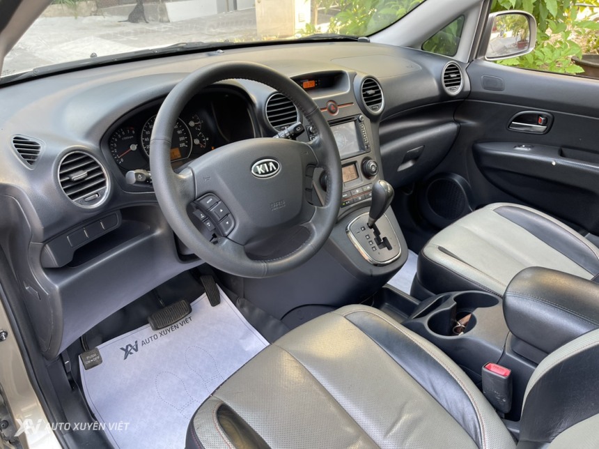 Kia Carens S 2.0AT 2014 Kia Carens S 2.0AT 2014