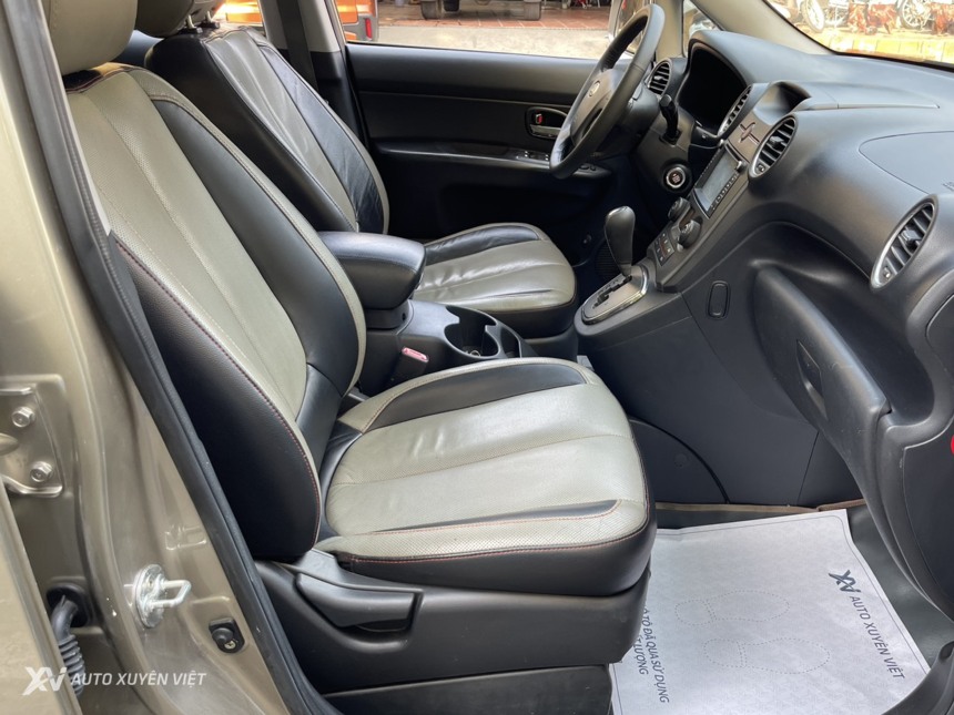 Kia Carens S 2.0AT 2014 Kia Carens S 2.0AT 2014