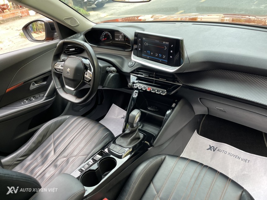 Peugeot 2008 Active 1.2Turbo 2020 Peugeot 2008 Active 1.2Turbo 2020