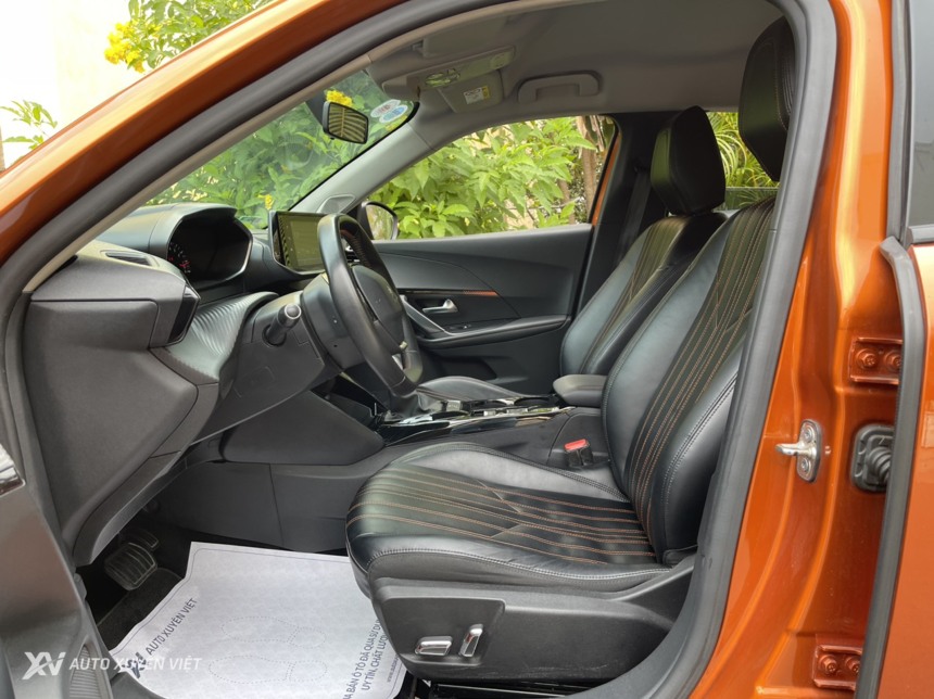 Peugeot 2008 Active 1.2Turbo 2020 Peugeot 2008 Active 1.2Turbo 2020