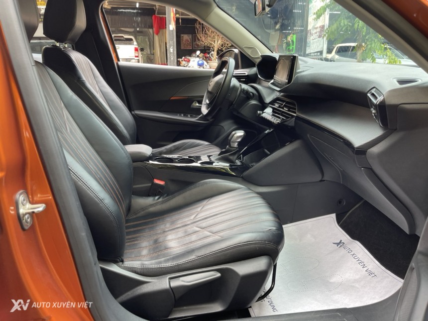 Peugeot 2008 Active 1.2Turbo 2020 Peugeot 2008 Active 1.2Turbo 2020