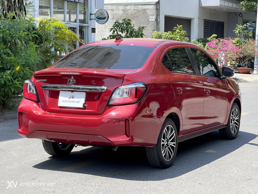 Mitsubishi Attrage 1.2CVT Premium 2021