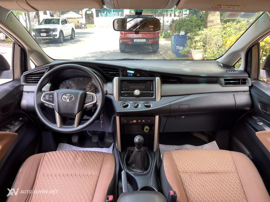 Toyota Innova 2.0E MT 2019 Toyota Innova 2.0E MT 2019