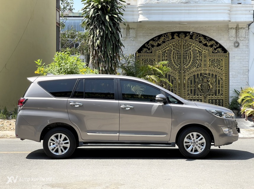 Toyota Innova 2.0E MT 2019 Toyota Innova 2.0E MT 2019