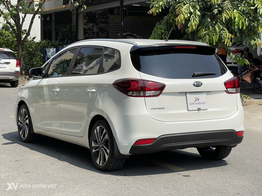 Kia Rondo 2.0MT 2018 Siêu Lướt 2.400km