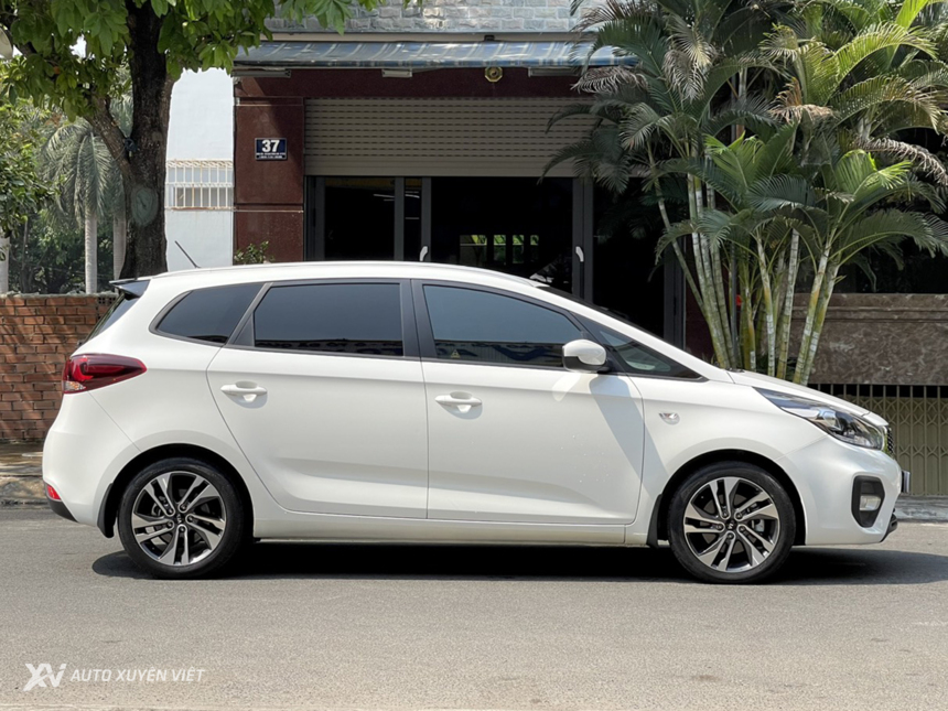 Kia Rondo 2.0MT 2018 Siêu Lướt 2.400km