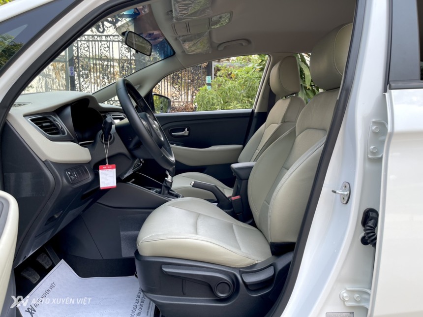 Kia Rondo 2.0MT 2018 Siêu Lướt 2.400km