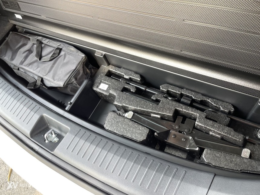 Kia Rondo 2.0MT 2018 Siêu Lướt 2.400km