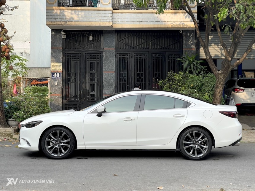 Mazda 6 2.0 Premium 2019 Mazda 6 2.0 Premium 2019
