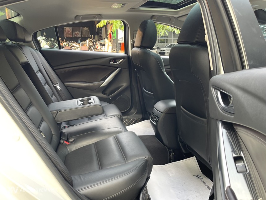 Mazda 6 2.0 Premium 2019 Mazda 6 2.0 Premium 2019