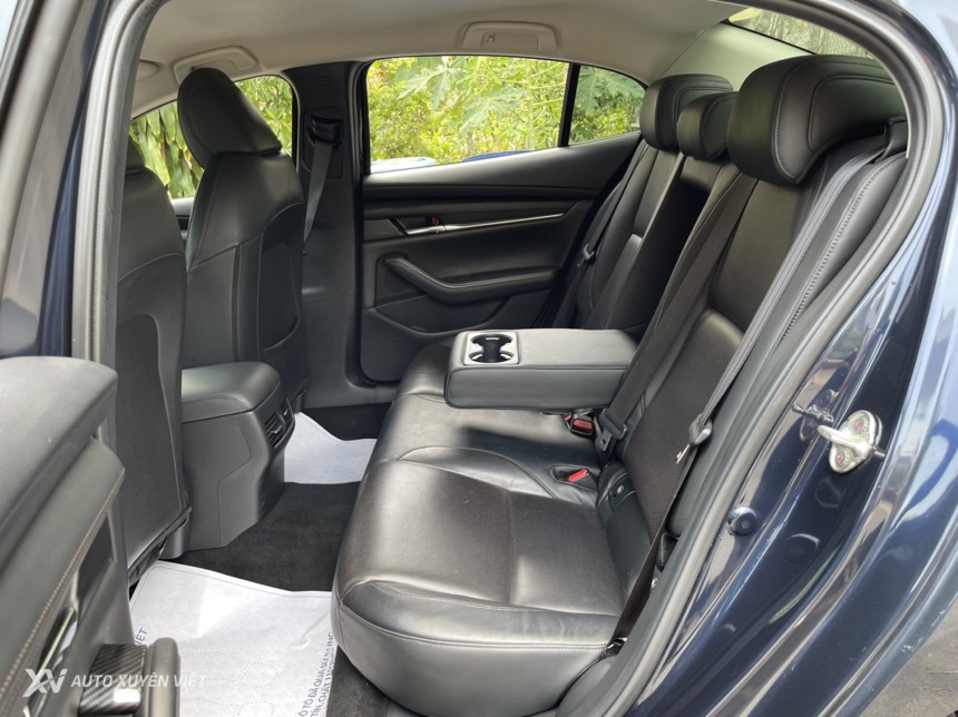 Mazda 3 1.5AT Luxury 2021