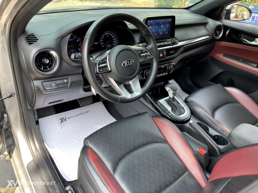 Kia Cerato 2.0AT Premium 2021 Kia Cerato 2.0AT Premium 2021