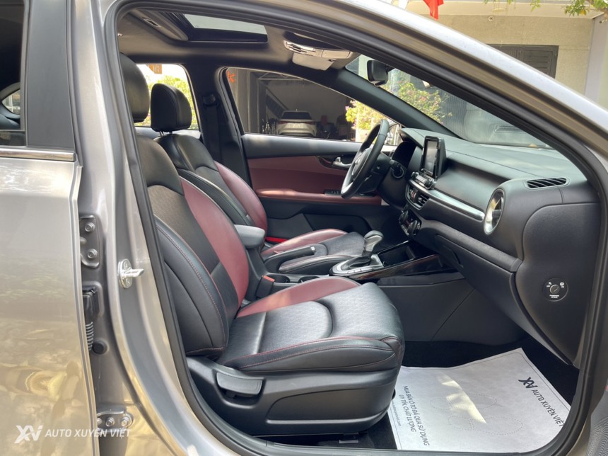 Kia Cerato 2.0AT Premium 2021 Kia Cerato 2.0AT Premium 2021