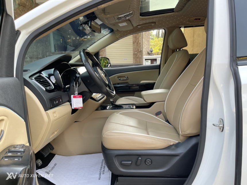 Kia Sedona 2.2 DATH 2018 Kia Sedona 2.2 DATH 2018