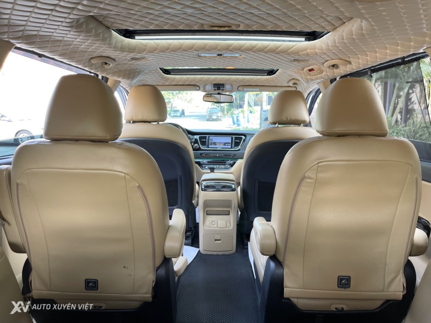 Kia Sedona 2.2 DATH 2018 Kia Sedona 2.2 DATH 2018