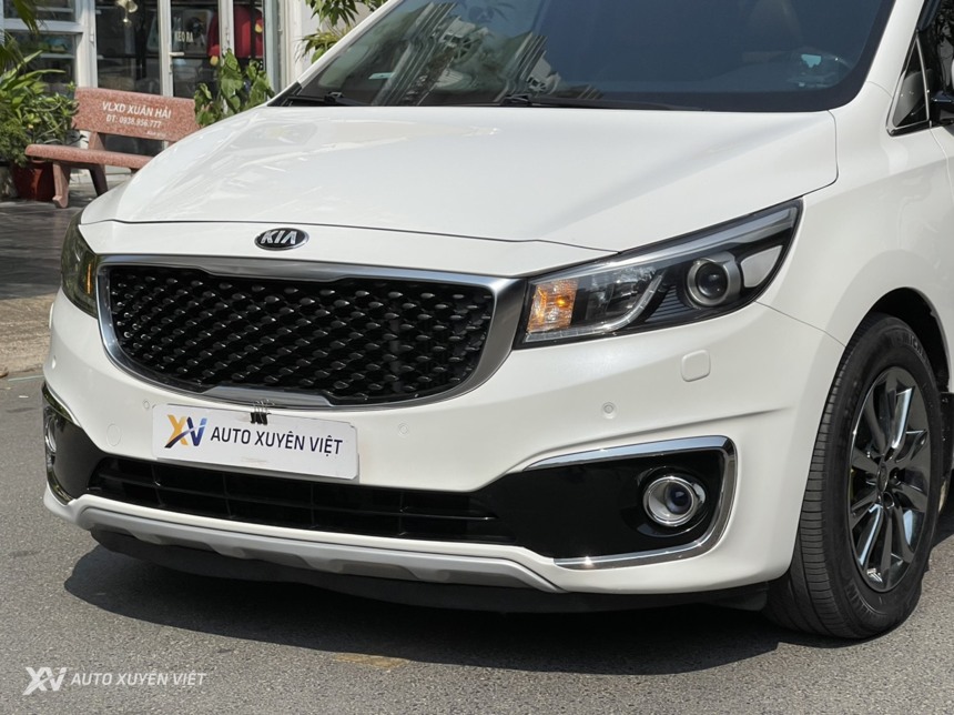 Kia Sedona 2.2 DATH 2018 Kia Sedona 2.2 DATH 2018