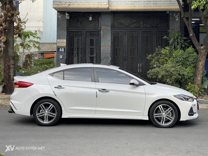 Hyundai Elantra Sport 1.6 Turbo 2019 Hyundai Elantra Sport 1.6 Turbo 2019