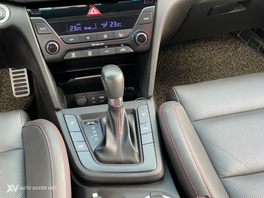 Hyundai Elantra Sport 1.6 Turbo 2019 Hyundai Elantra Sport 1.6 Turbo 2019