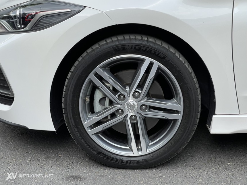 Hyundai Elantra Sport 1.6 Turbo 2019 Hyundai Elantra Sport 1.6 Turbo 2019