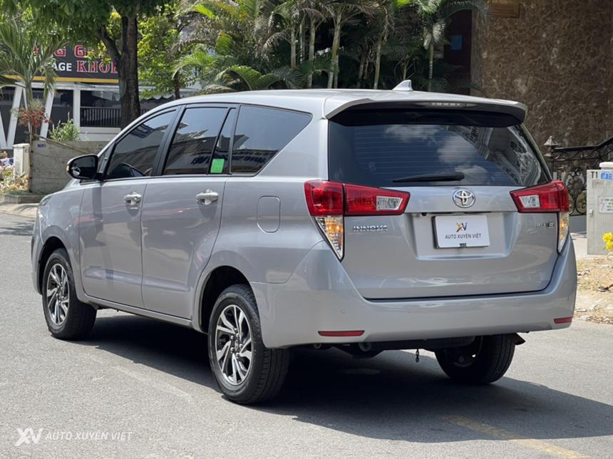 Toyota Innova E 2.0MT 2022