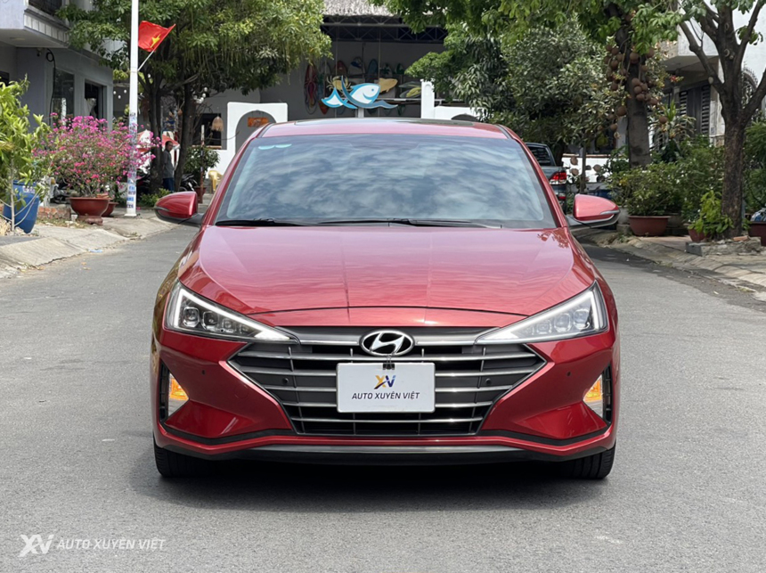 Hyundai Elantra 2.0AT 2021