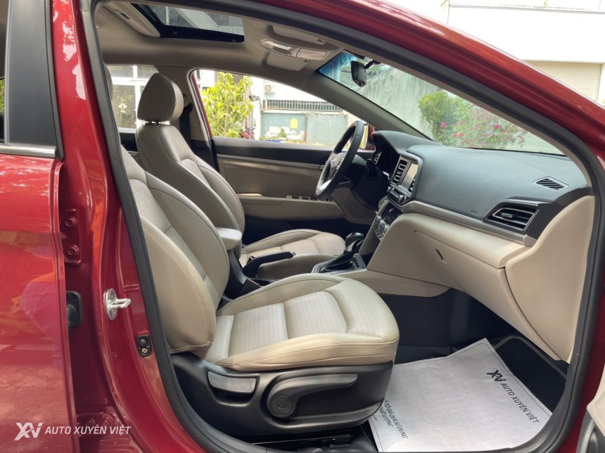 Hyundai Elantra 2.0AT 2021