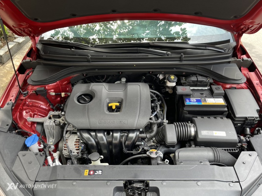 Hyundai Elantra 2.0AT 2021