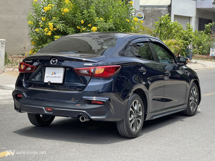 Mazda 2 Sedan 1.5AT 2016