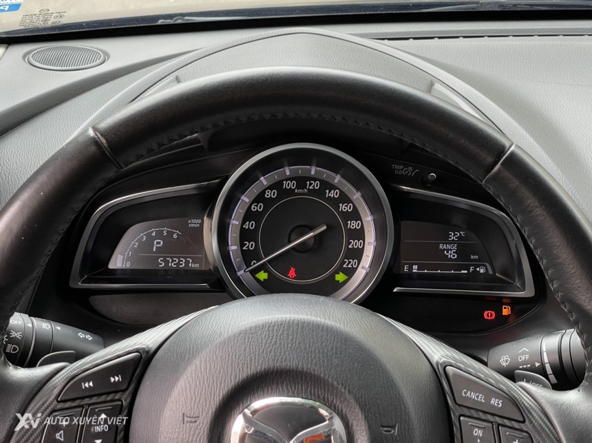 Mazda 2 Sedan 1.5AT 2016