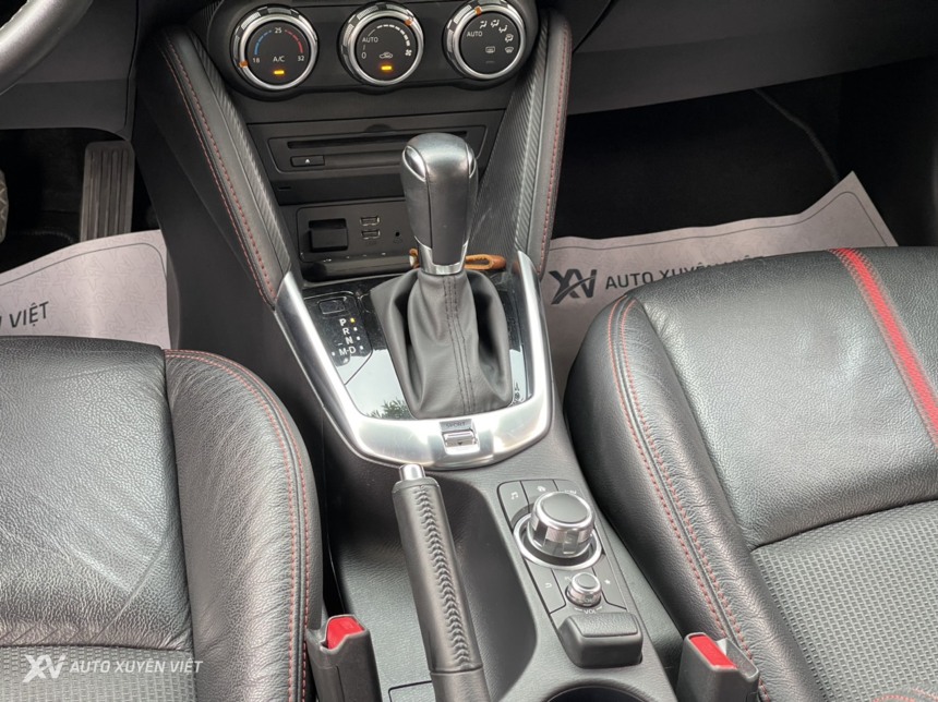 Mazda 2 Sedan 1.5AT 2016