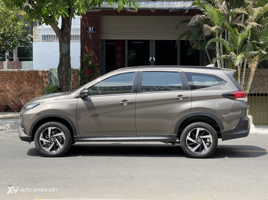 Toyota Rush 1.5S AT 2021