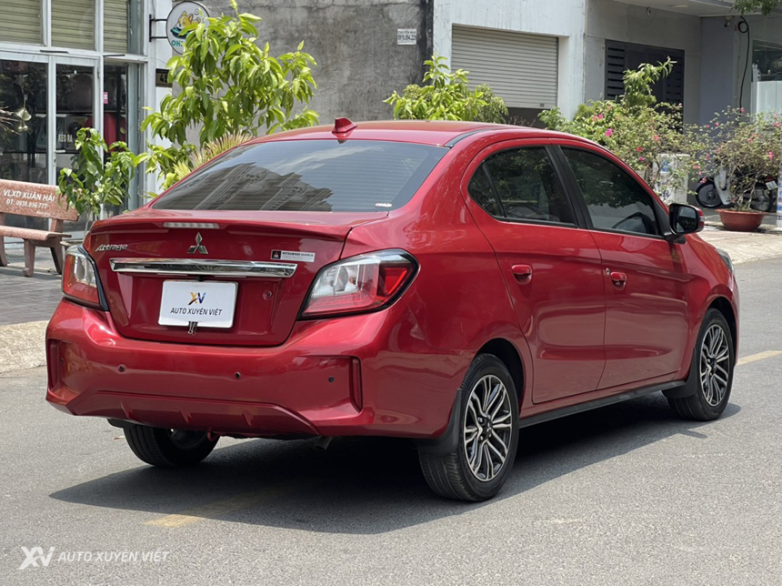 Mitsubishi Attrage 1.2 CVT Premium 2021