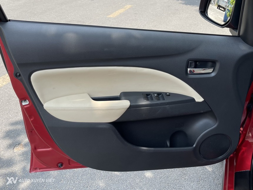 Mitsubishi Attrage 1.2 CVT Premium 2021